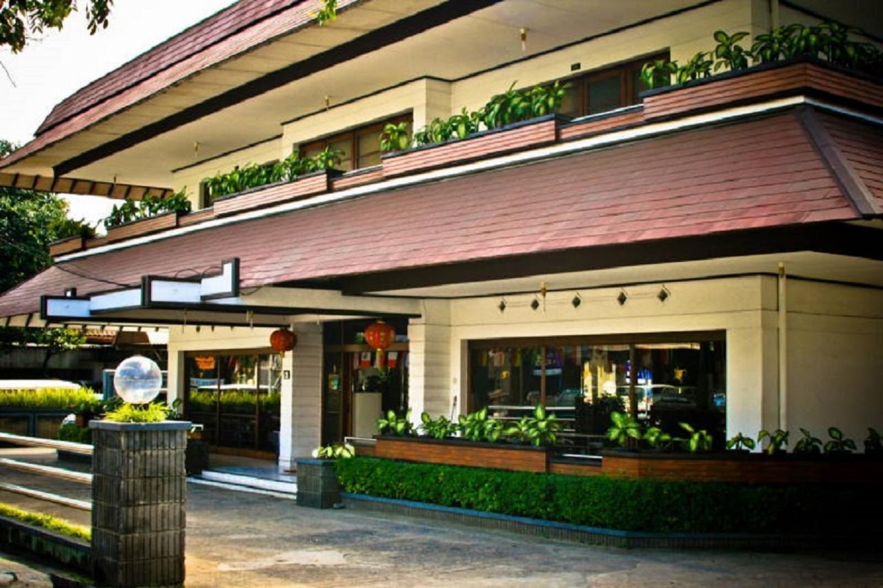 Hotel Jelita Parahyangan Bandung Bagian luar foto